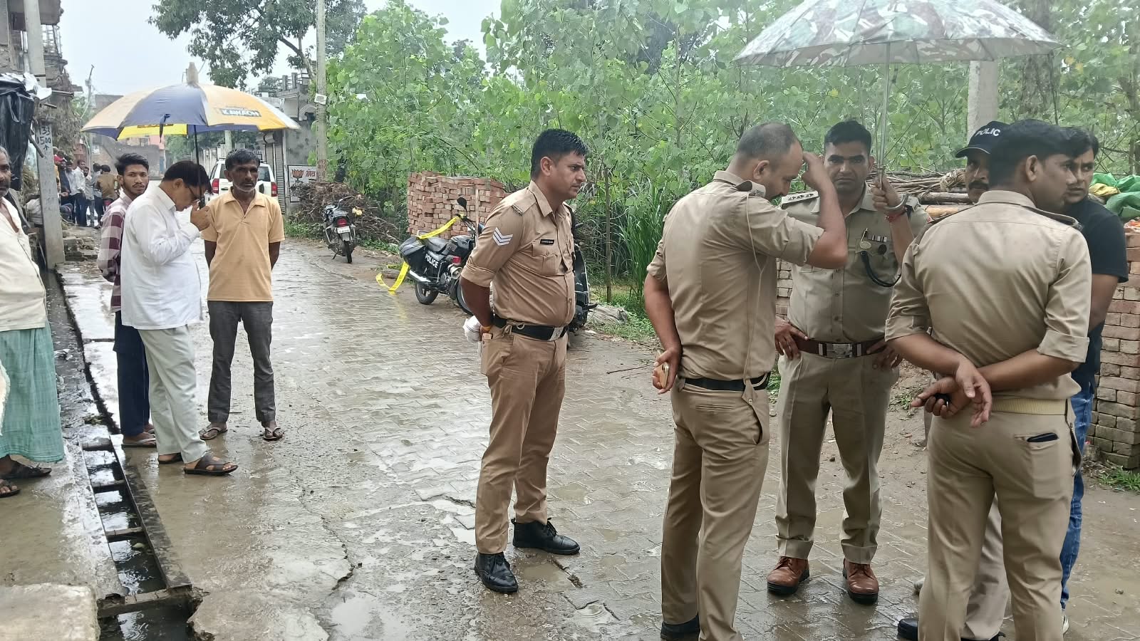 प्रेम-प्रसंग के शक में कातिल बना भाई, बहन और पड़ोस को मारी गोली, गांव में दहशत