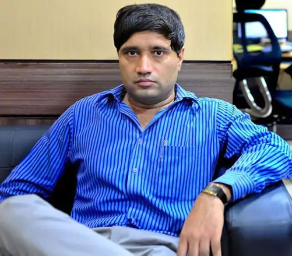 IFS officer Sanjiv Chaturvedi से जुड़े मामलों में एक और जज ने बनाई दूरी, 17 न्यायाधीश हो चुके अलग