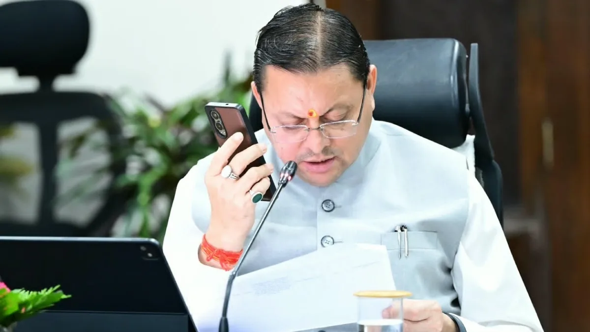 बर्फीली चोटियों पर फंसे लोगों का रेस्क्यू अभियान जारी, CM ने लिया राहत-बचाव अभियान का अपडेट