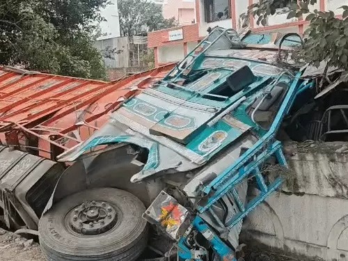 देहरादून में भीषण सड़क हादसा, फिर हुई मौत के हाईवे पर बड़ी दुर्घटना