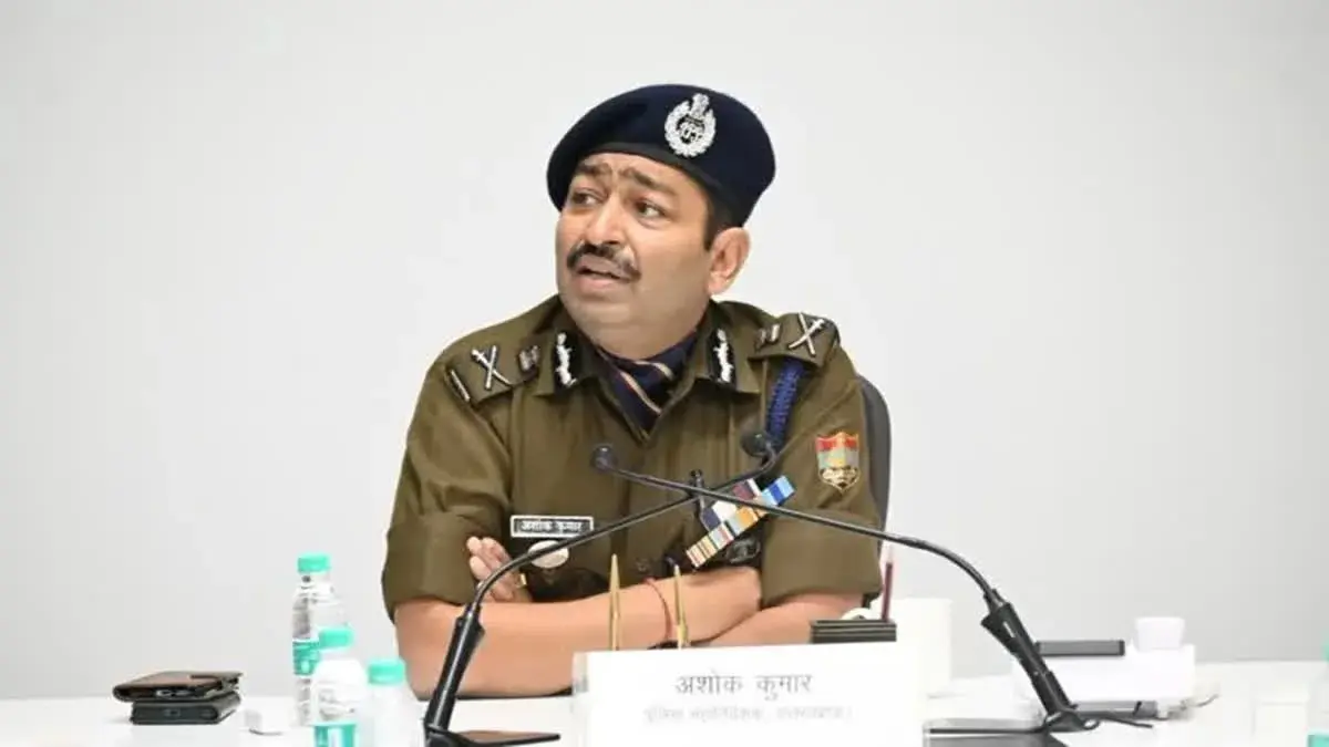 बड़ी खबर!, उत्तराखंड के पूर्व DGP अशोक कुमार को झटका, VC पद से देना होगा इस्तीफा
