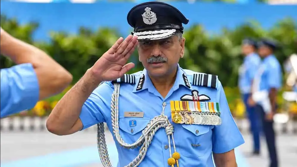 IAF के नए चीफ आशुतोष दीक्षित का प्रयागराज से पुराना नाता, ‘तेजस’ प्रोजेक्ट को दी थी रफ्तार